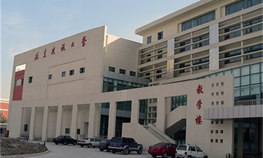 福澤萬千學(xué)子，碧淶學(xué)?？諝庠礋崴畽C成校園熱水新選擇